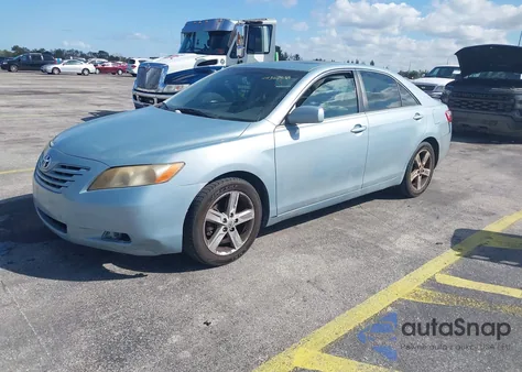 2007 Toyota Camry Le z USA, uszkodzony, nr VIN 4T1BE46K17U593702